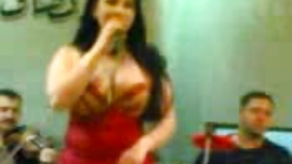 Brooke Lee Adams Kitchen'dan Fırında Kurabiye olgun amatör porno