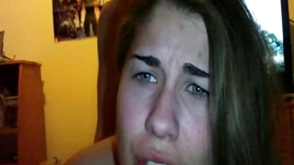 güzel gençler tatmin edici bir yerli amatör porno adam