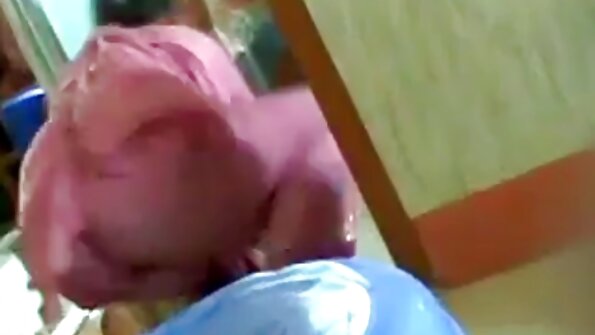 Asya sekreter vardı seks ile ona amatör türbanlı porno patron